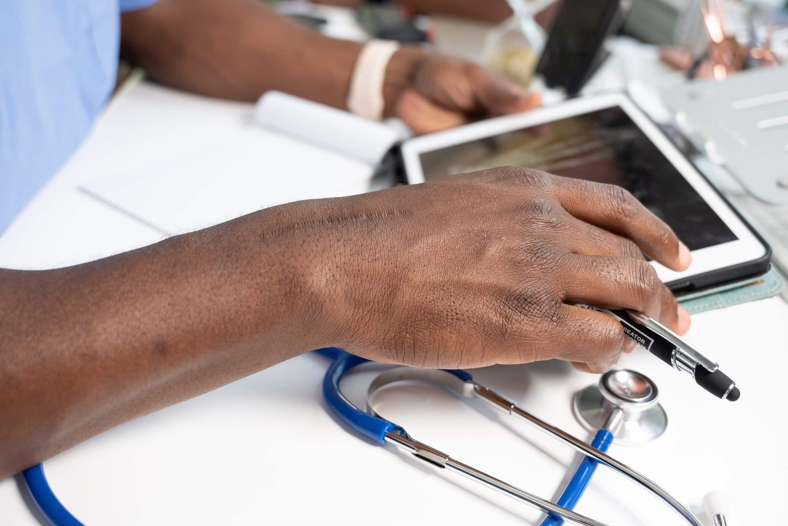 Healthcare Data Extraction: 3 Ways EHR Data Improves Patient Care
